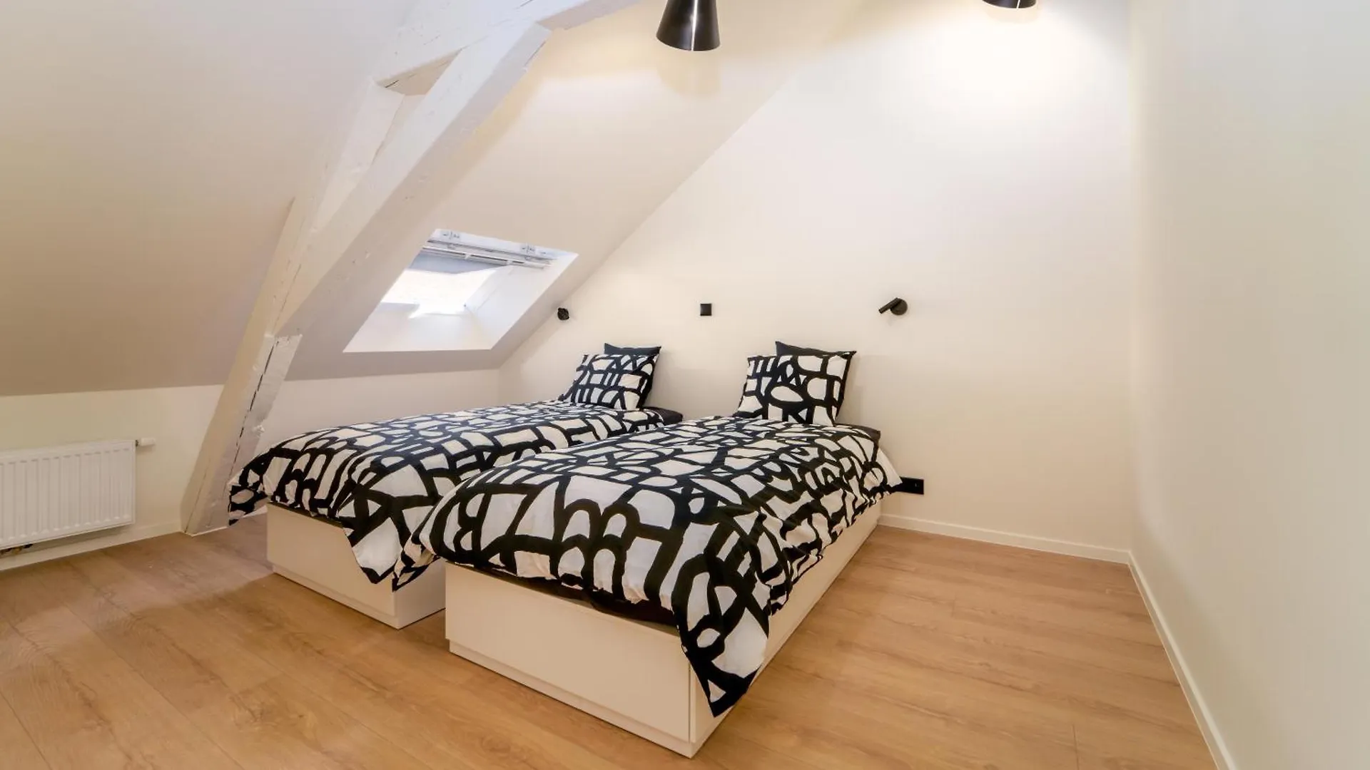 Zilter - Groot Duplex Appartement Met Terras Oostende